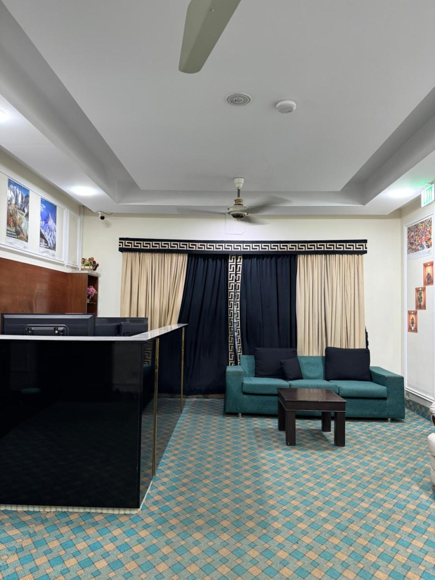 Rose Valet Guest House Islamabad Exteriör bild